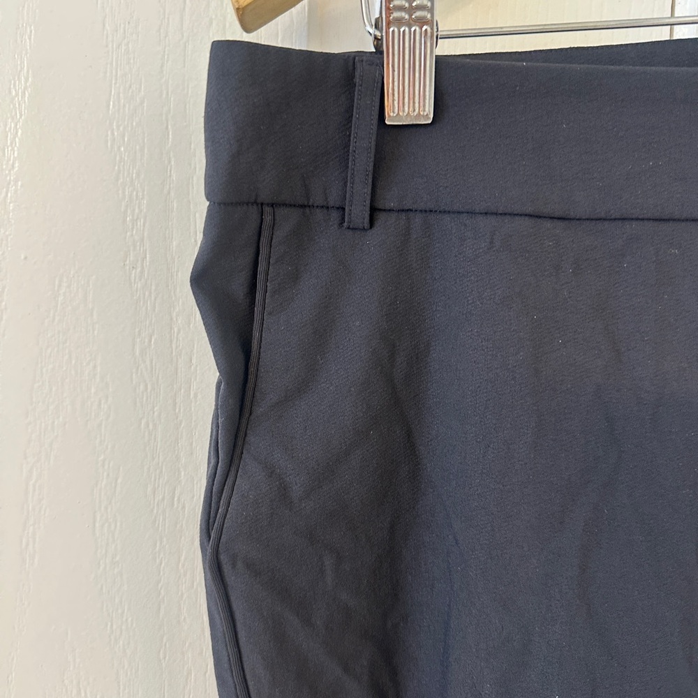 Golftini | Black Athletic Dress Pants - Picture 4 of 10
